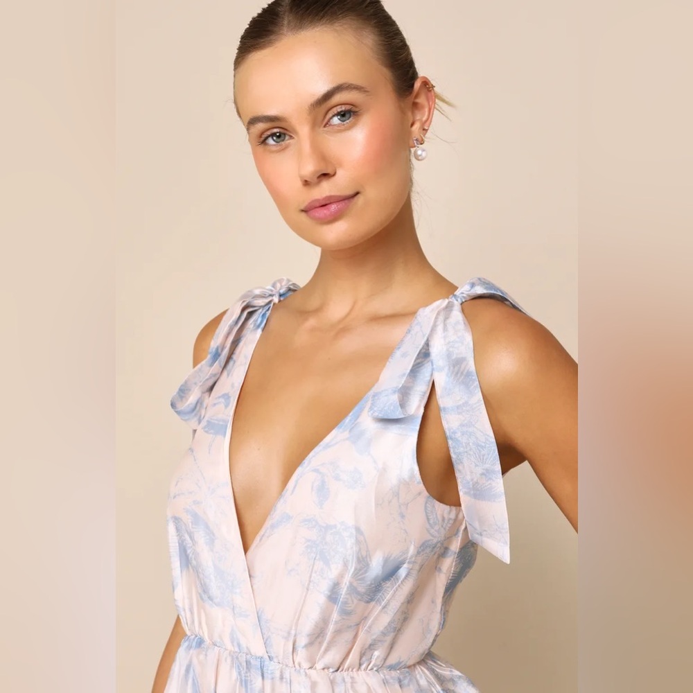 Lulu's NWT Breathtaking Charm Blush and Blue Floral Tie-Strap Maxi Dress - Picture 4 of 4